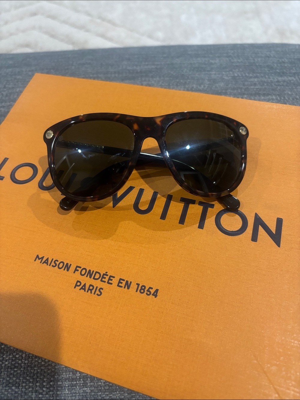Louis Vuitton Tortoiseshell Sunglasses - Brown Lenses